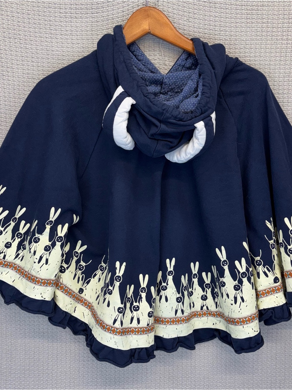 Yue Ran Blue Hooded Pullover Poncho Cape YM YOUMU Bunny Rabbit Boho Festival - Picture 6 of 10